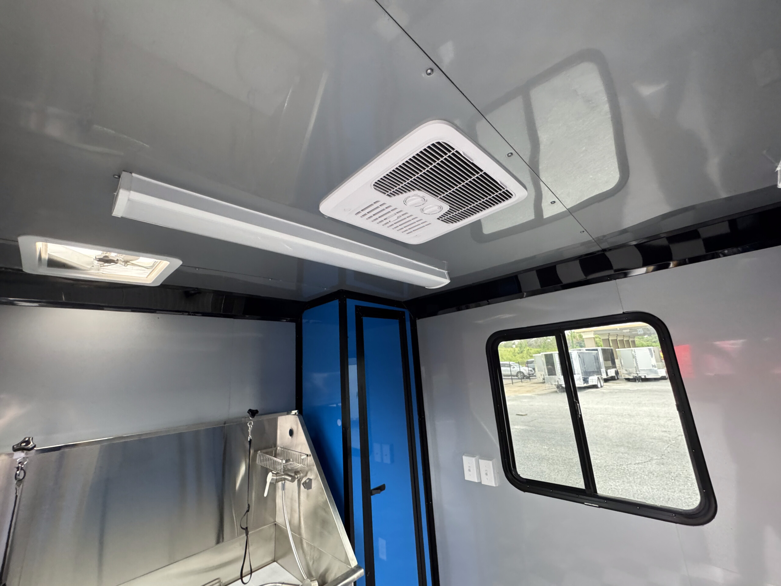 7 X 12 TA Pet Grooming Trailer - Image 22