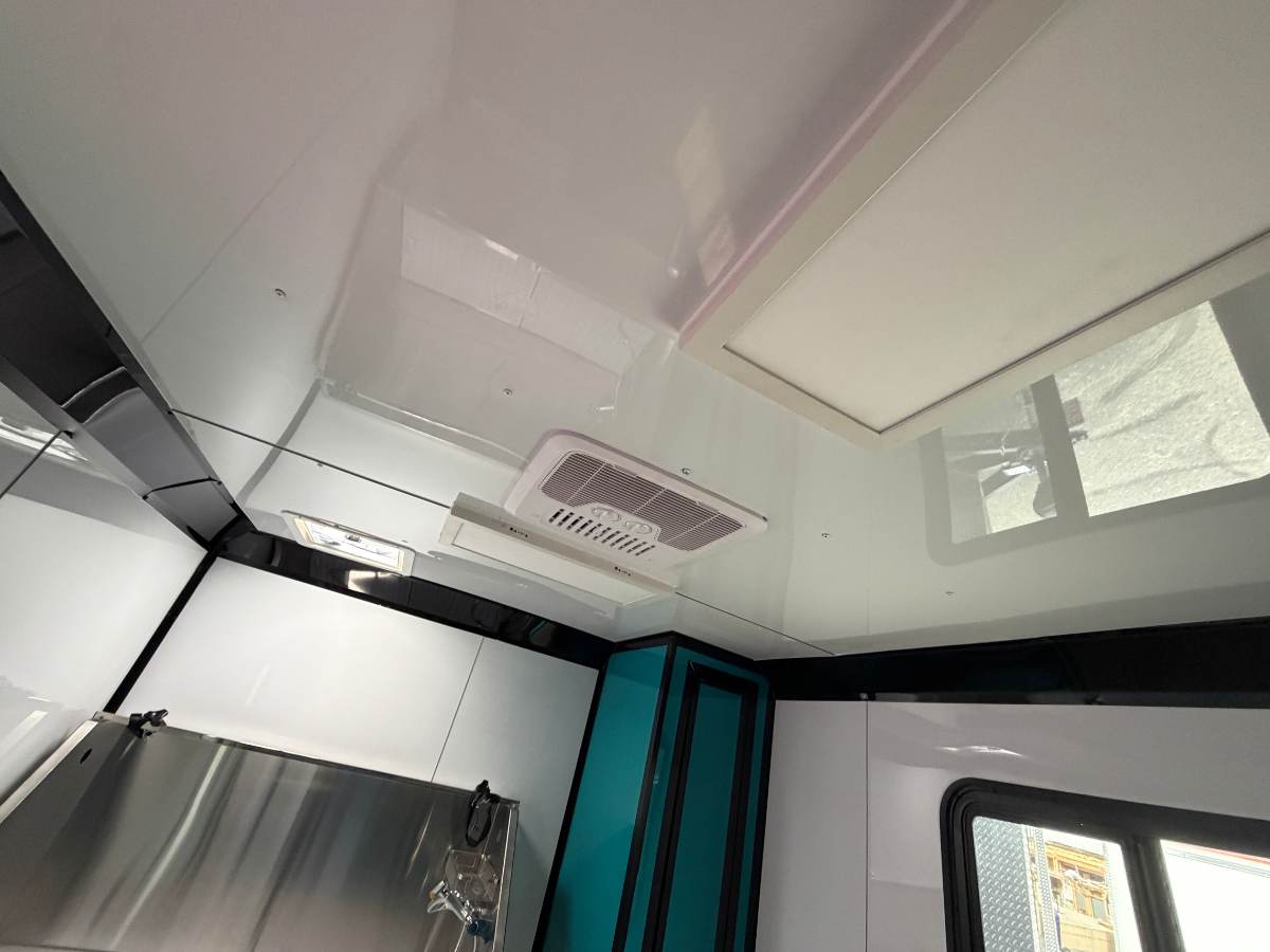 7 X 14 TA PET GROOMING TRAILER - GENESIS SERIES - Image 10