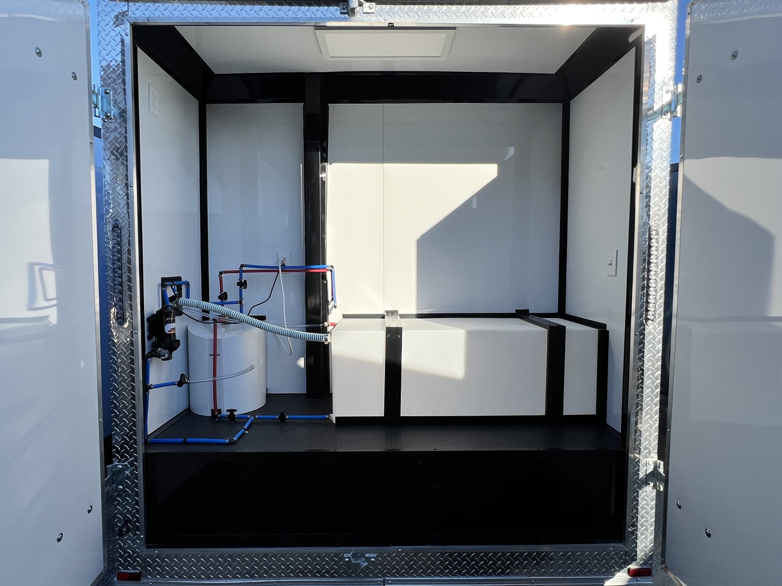 7 X 14 TA PET GROOMING TRAILER - Genesis Series - Image 11
