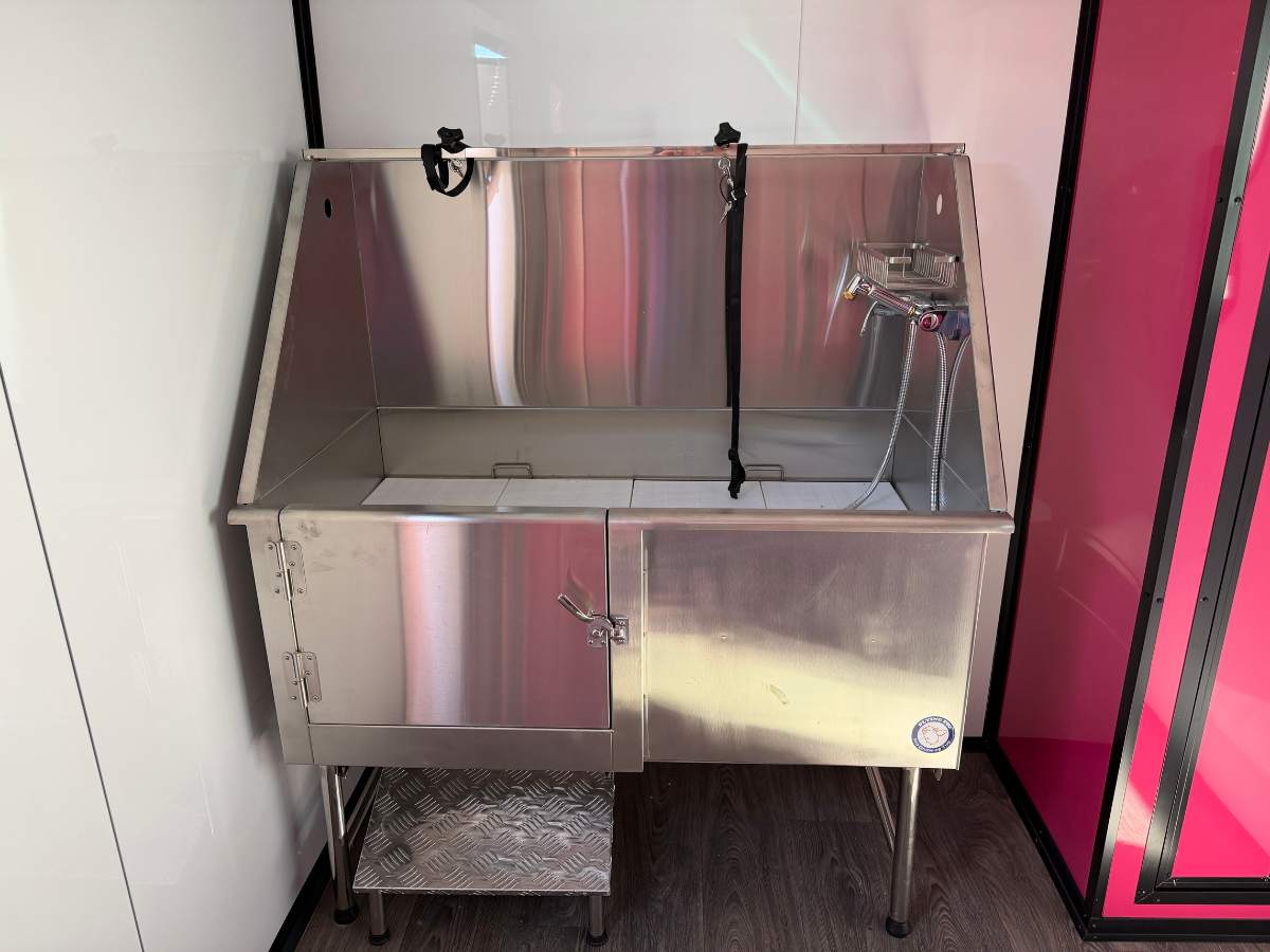 Hot Pink 7x14 Pet Grooming Trailer - Genesis Series - Image 8