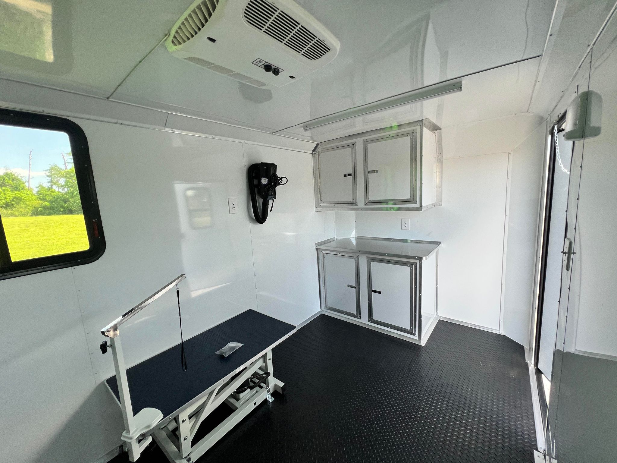 7x16 Pet Grooming Trailer - 62" TUB - Quality Cargo - Image 9